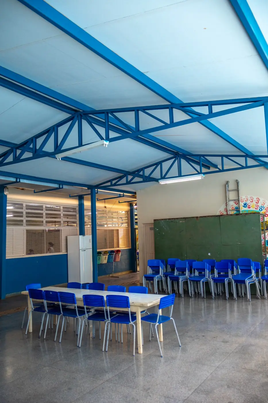 Cobertura de quadra escolar entregue