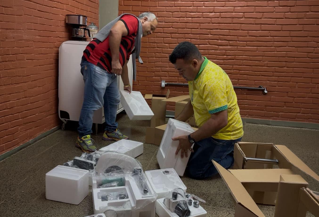 Reforma de banheiros no CED Nova Betânia